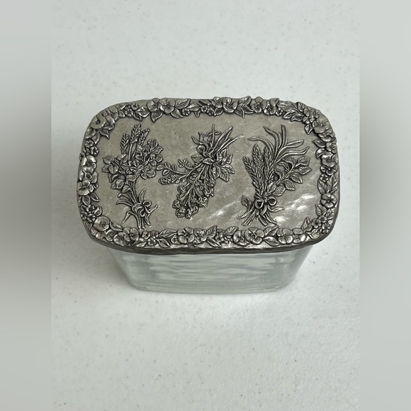 2 VTG Pewter Lids 2002 Gold Canyon Candle Glass Container Floral Christmas - Picture 7 of 7